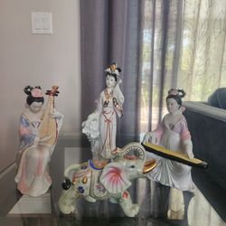 Porcelain Statues 