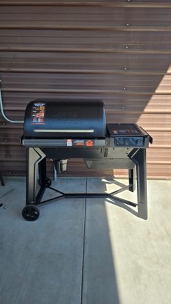 Traeger wifi pellet grill and smoker