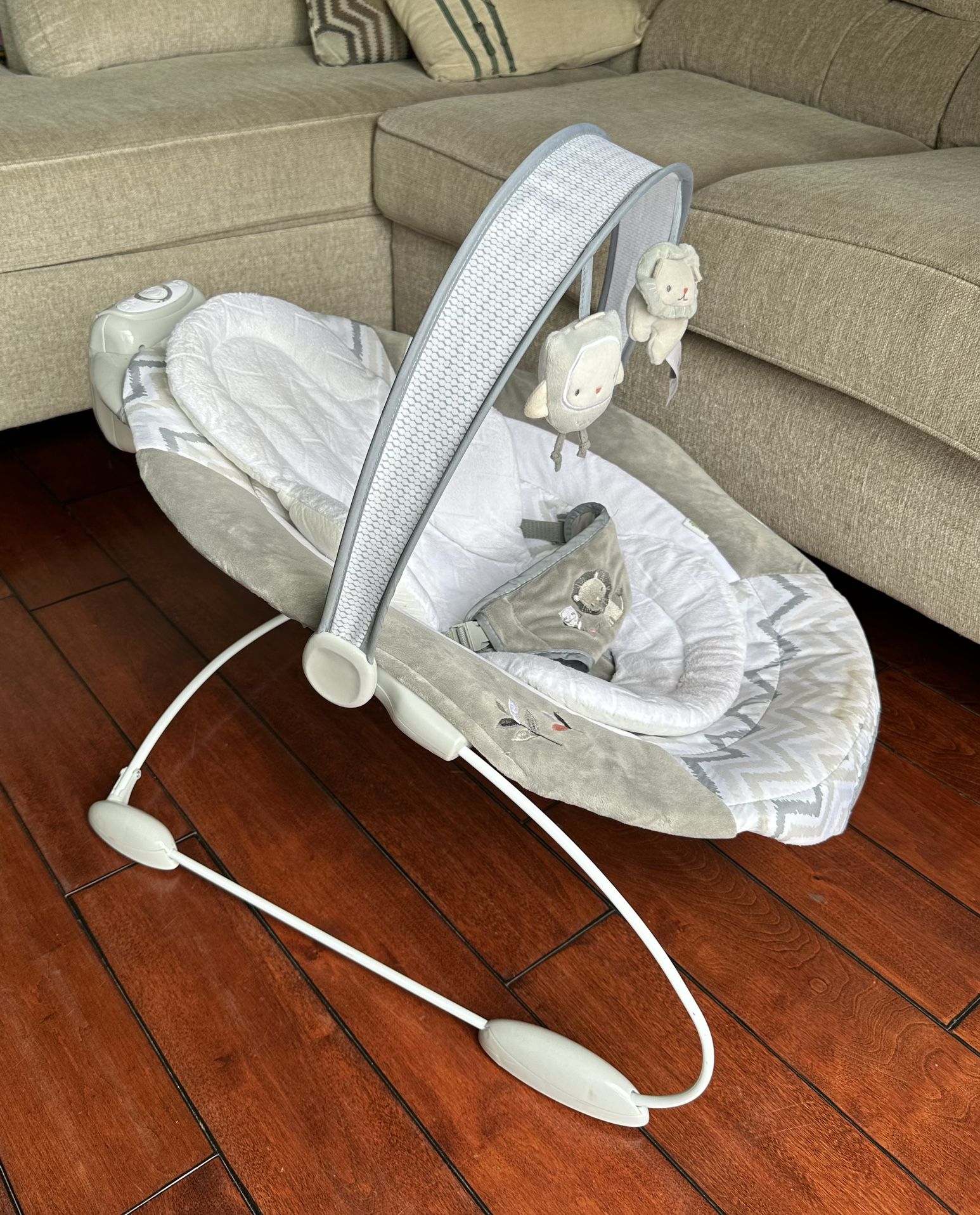 Ingenuity SmartBounce Automatic Baby Bouncer Seat with Music & Nature Sounds - Braden