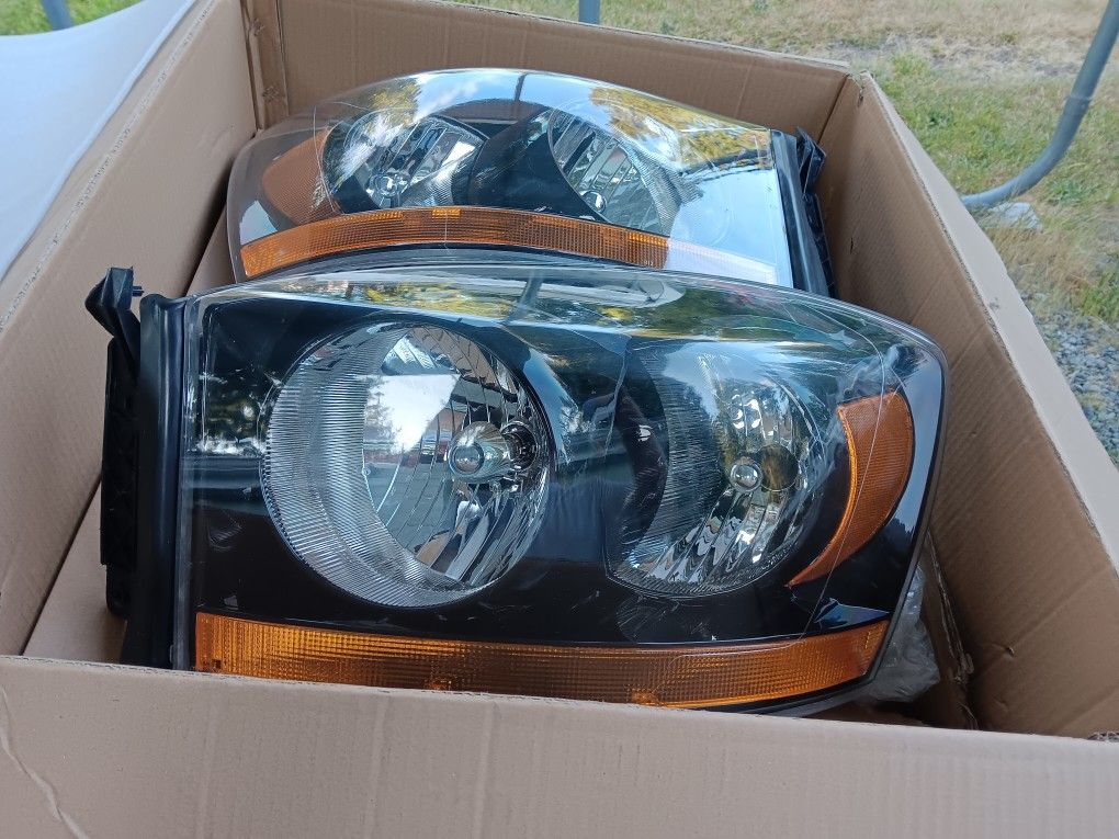 09 Dodge Ram Headlights