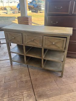 Console cabinet
