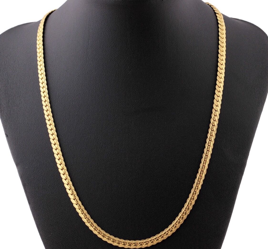 New 18 k yellow gold necklace