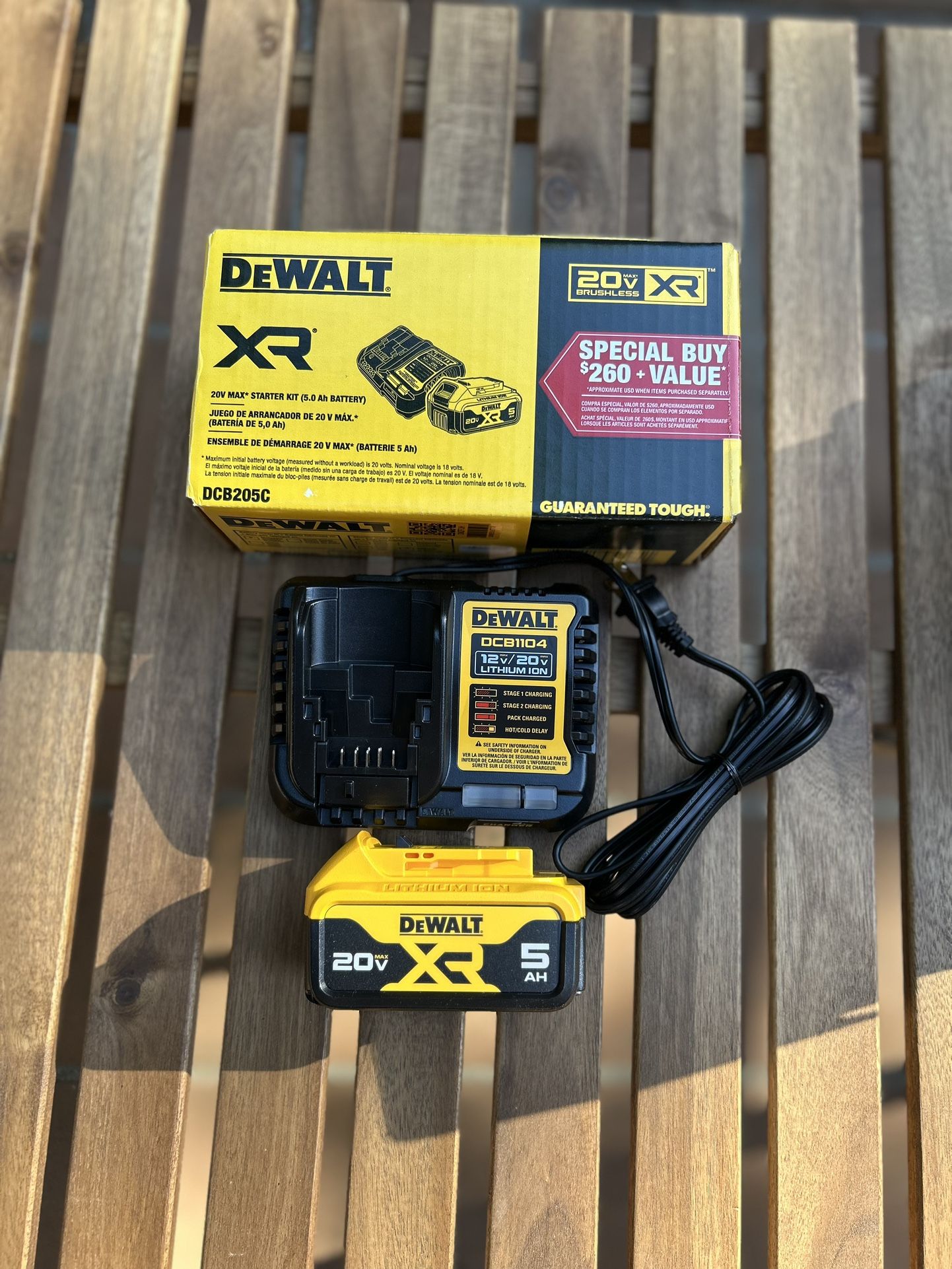 Dewalt Battery XR MAX 20V 5ah Battery Charger