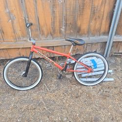 Mongoose Bmx Bike 20in