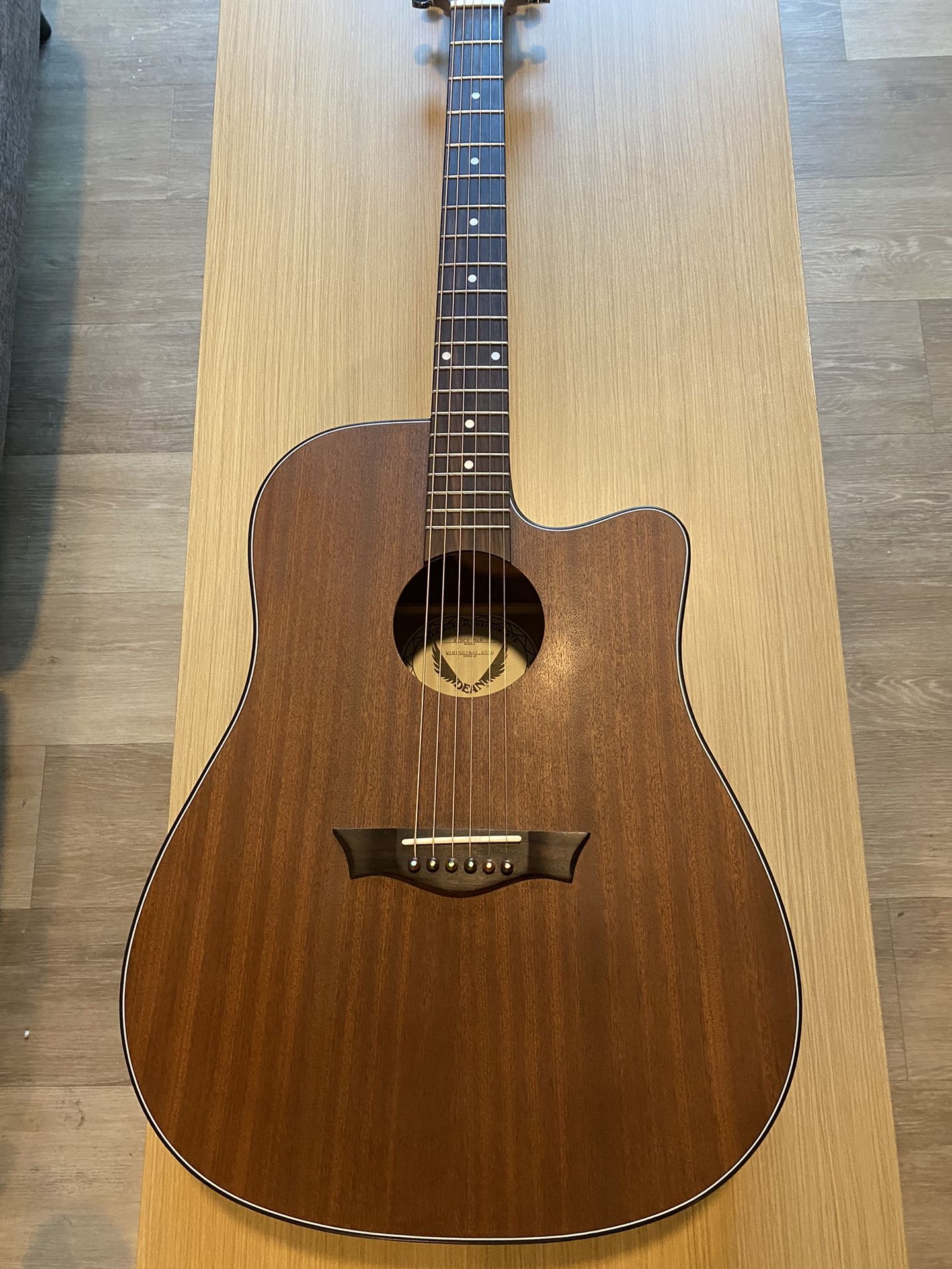 Dean Acoustic/electric Guitar 