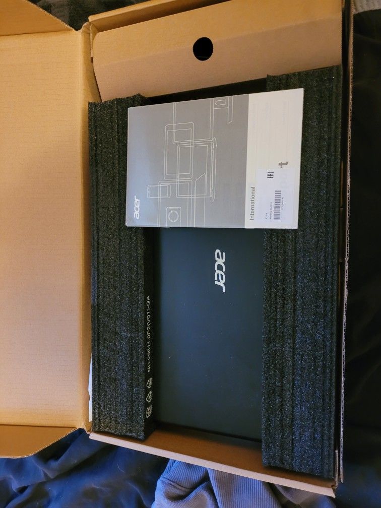 Acer Aspire 3 Hardly Used Nice Laptop