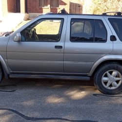 2001 Nissan Pathfinder