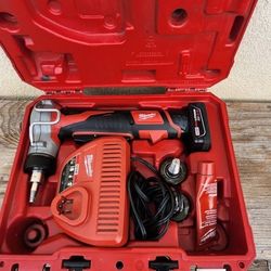 Milwaukee Pex Expander M12 Tool Battery 4ah Charger 