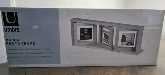 Umbra Matrix photo frame