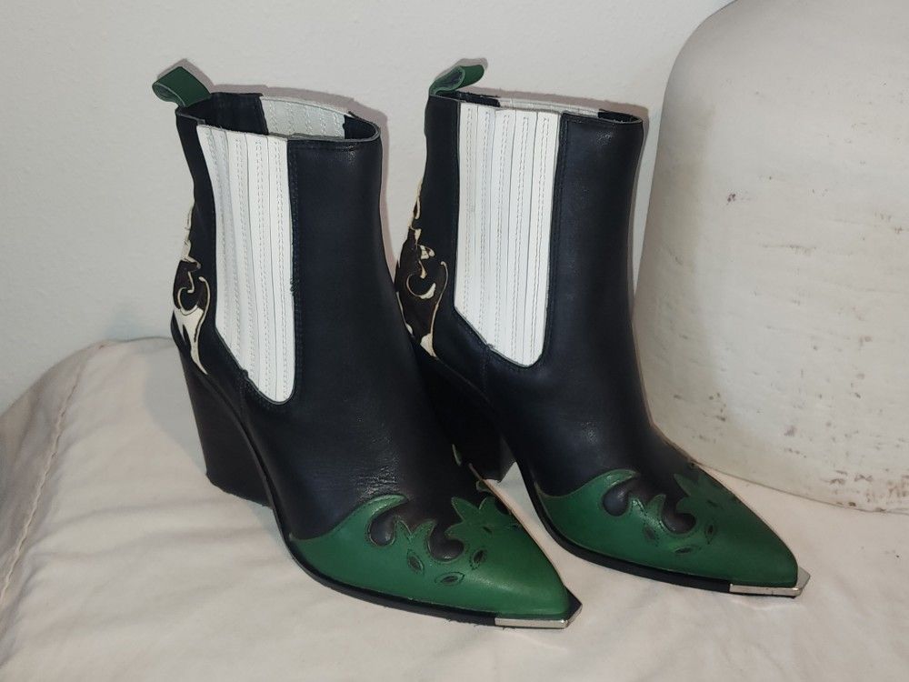 Steve Madden Western Fashion Boots Sz 6 M Green Real Fur Trim Almond Toe EUC