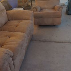 Loveseat And Recliner 
