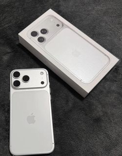 Brand New iPhone 17 Pro Max ((UNLOCKED))