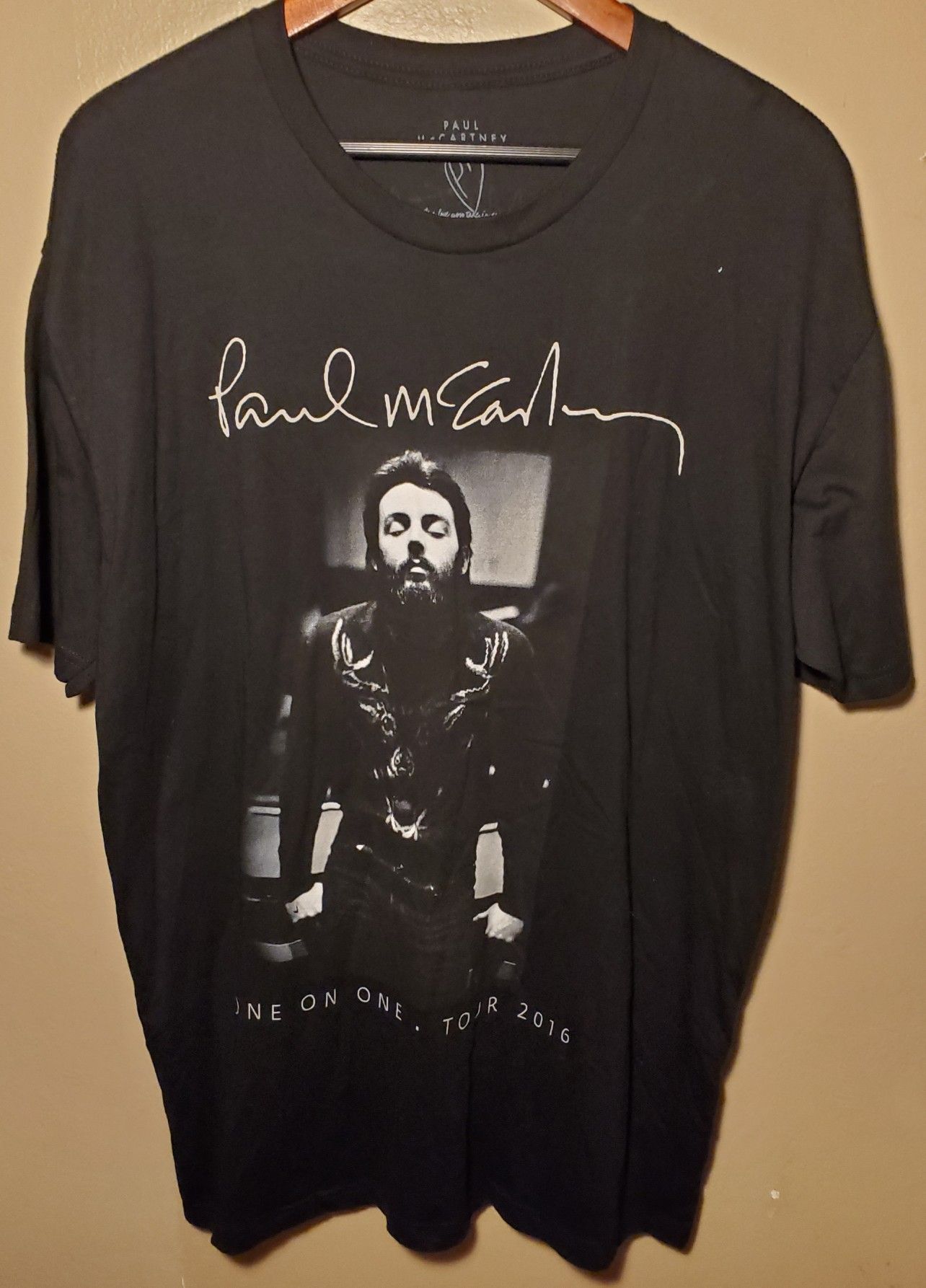 Paul McCartney One on One Tour 2016 Men's Size XL