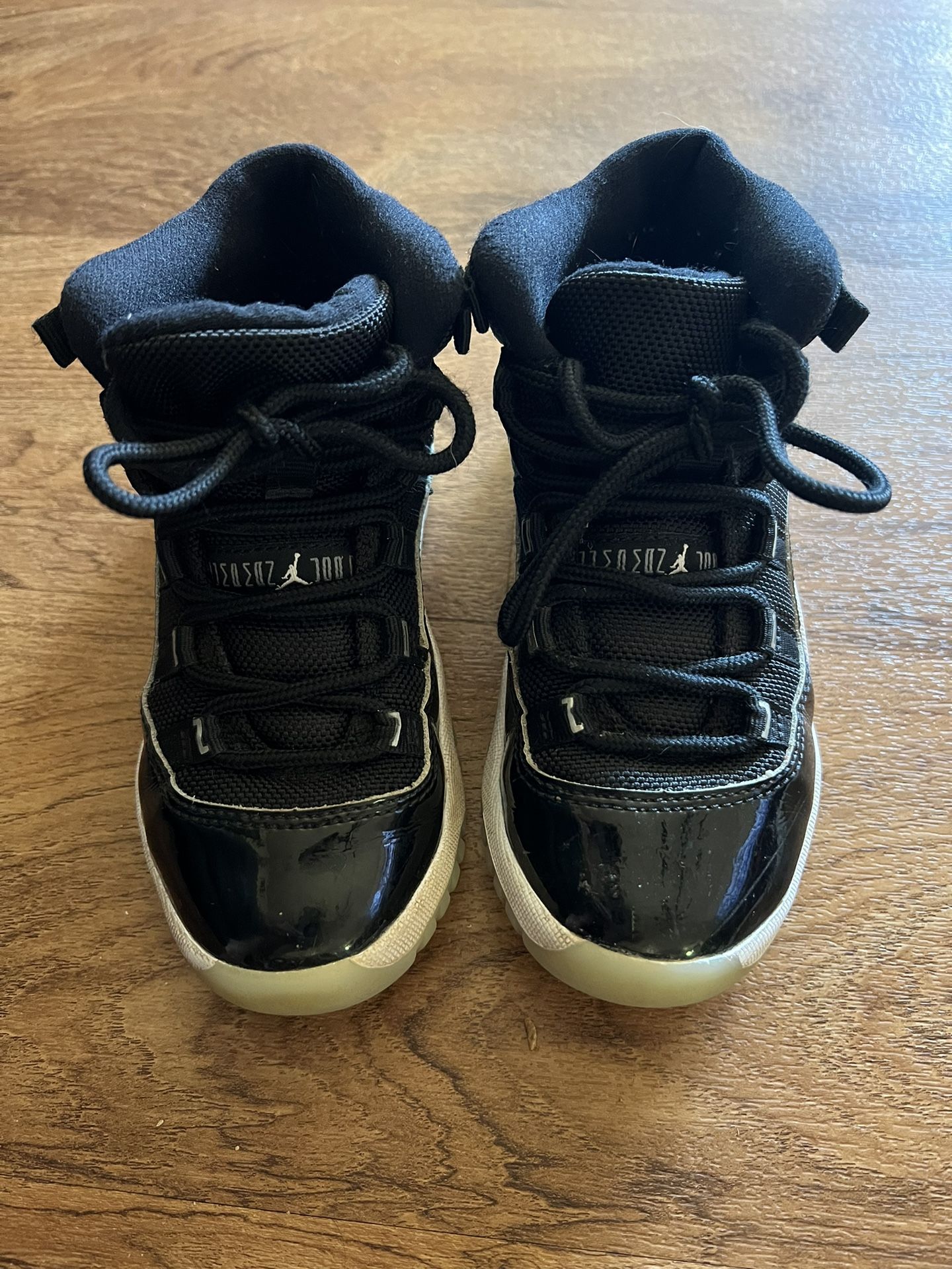 Boys Jordan’s Size 12 Shoes