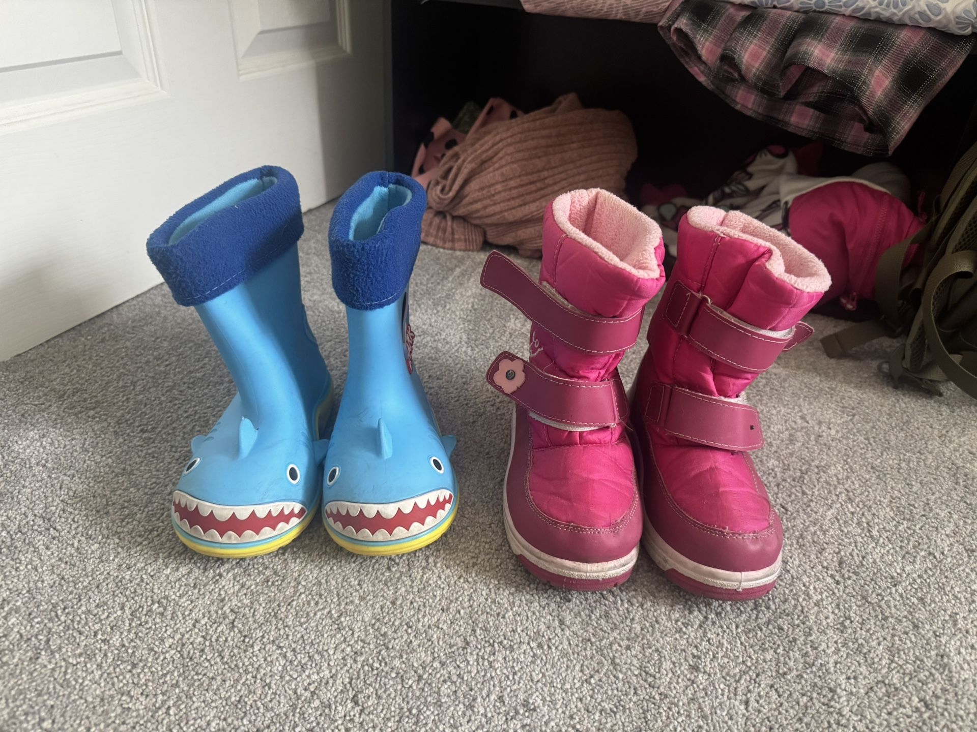 Girls Toddler Snow Boots Rain Boots Size 12 Like New $12 For Both 