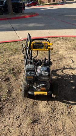 Dewalt Pressure Washer 3600 psi gas engine