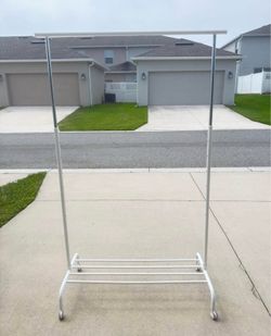 Selling a clothing rack with shoe storage, 68.5”