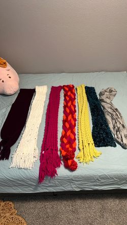 Various scarfs