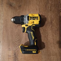 New Dewalt 20-Volt MAX XR Brushless 1/2 in. Drill/Driver (DCD800B)