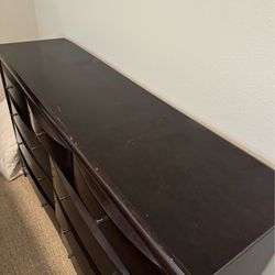 6 Drawer Dresser and Nightstand