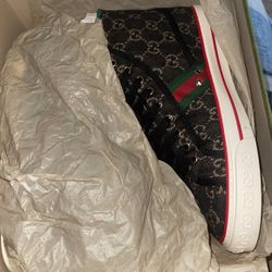 Gucci Shoes