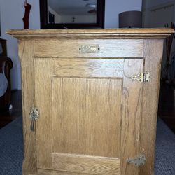 Vintage The Barn Furniture Oak Ice Box Style End Table Cabinet