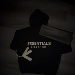 Essential Hoodie 