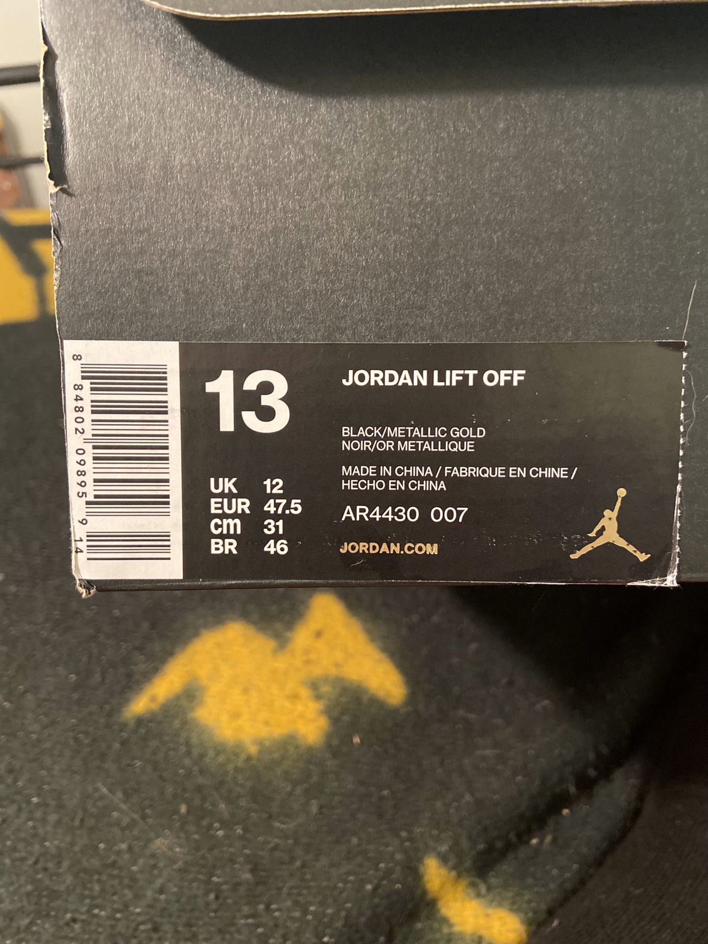 Jordan lift off