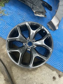 2022 chrysler 300 rim