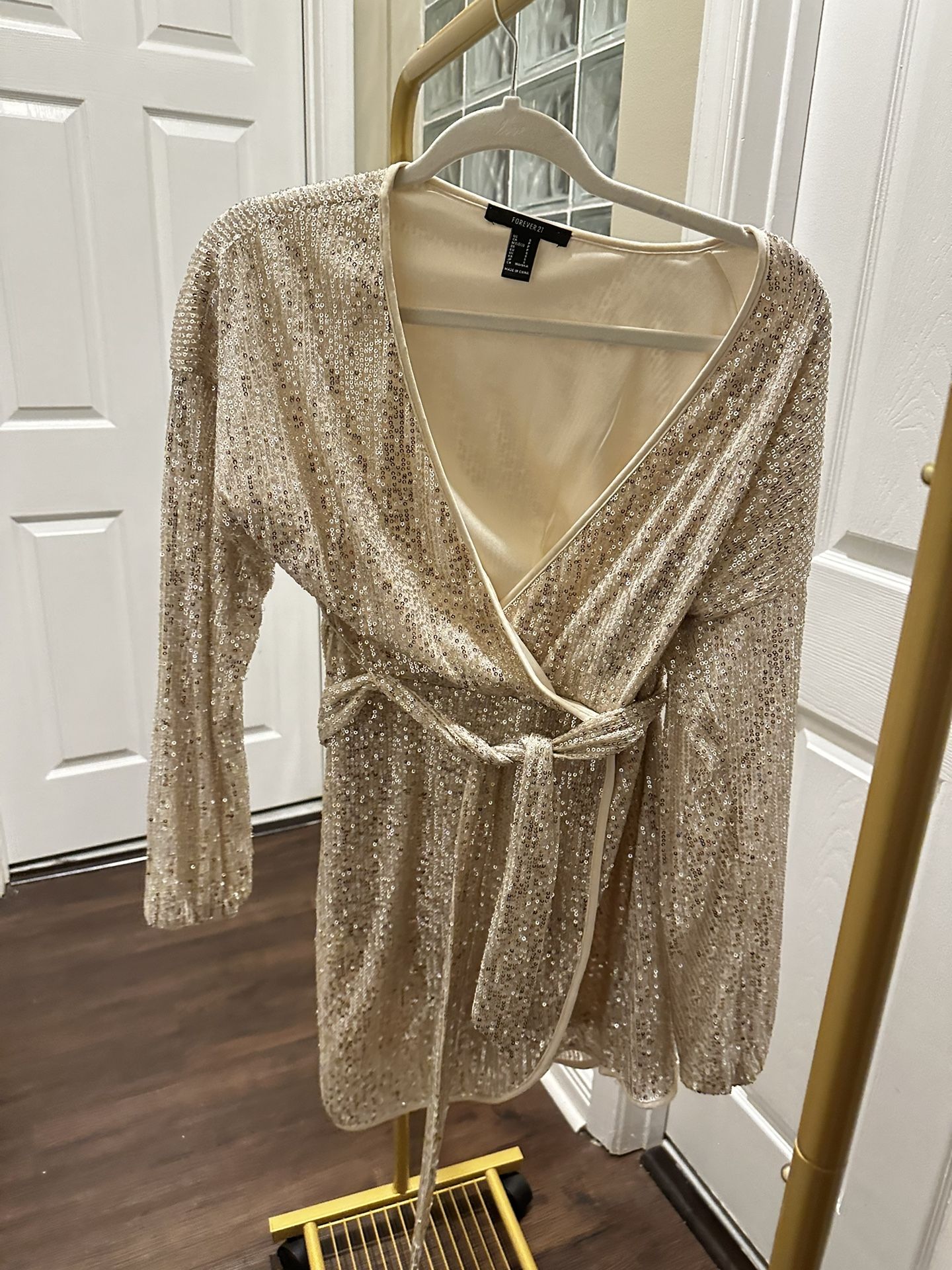 ✨ Forever 21 Gold Sequin Wrap Dress - Size S ✨