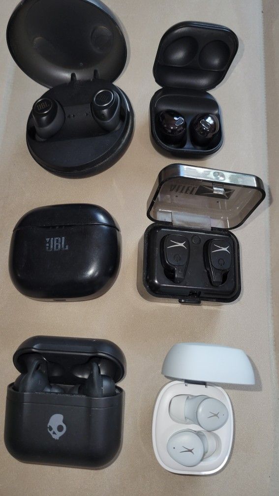 Earphones JBL, SAMSUNG, ALTEC