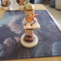 Moving honor student Hummel