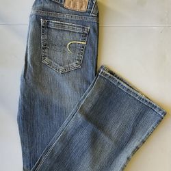 Women’s American Eagle Jeans Size 6 Short $10