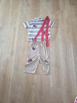 Costume el chavo.