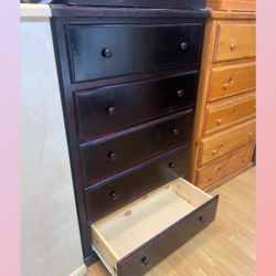 5 drawers dresser  / Five drawers dresser