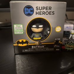 Batman 1966 TV Batmobile 1:24 Scale Vehicle with Figures