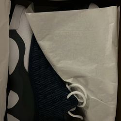 1Y Jordan 13s NEW 