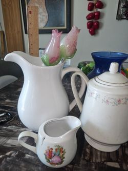 Tea pots