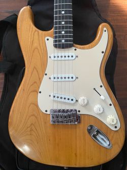MIJ 80s esp navigator esparto Stratocaster