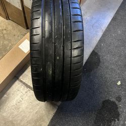 1 Michelin Pilot Sport Tire 225/40/18