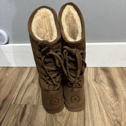 New Bear Paw Boots Size 9 