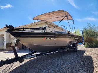 2002 Tracker Targa V18.