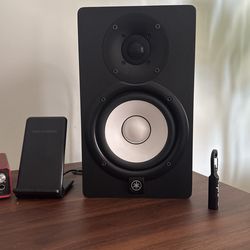 Yamaha hs5 Studio Monitor (2 Pack) Computer Speakers