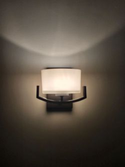 Wall Sconce light bulb included