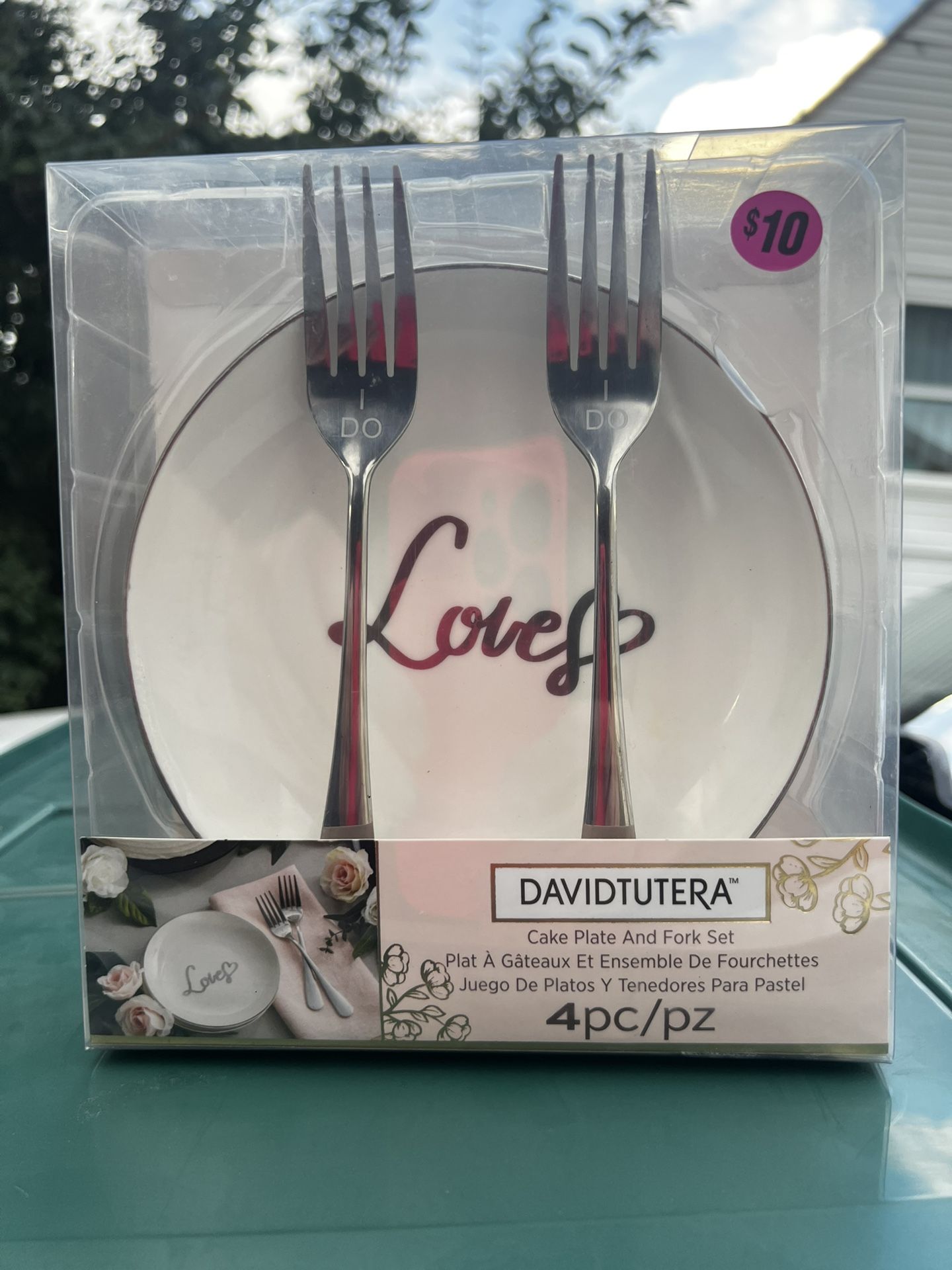David Tutera Cake plate and fork set