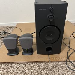 Harmon / Kardon Speakers And Woofer Set