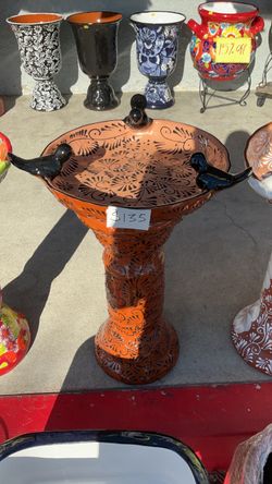 Fuente pajarera ($135)tel (contact info removed)