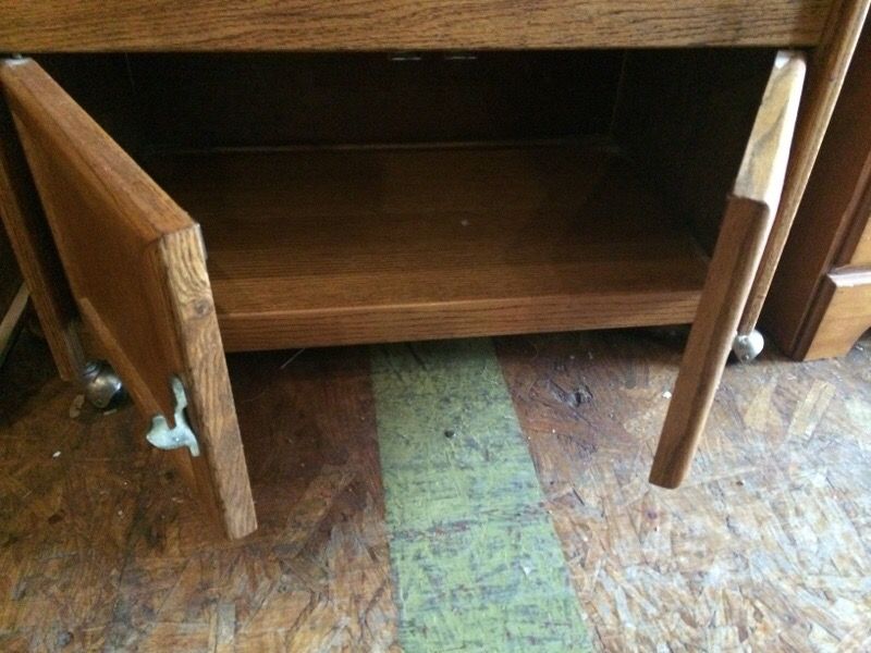 Vintage oak rolling bar serving microwave cart
