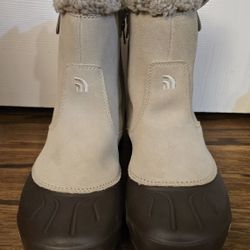 Women's North Face Snow BOOTS