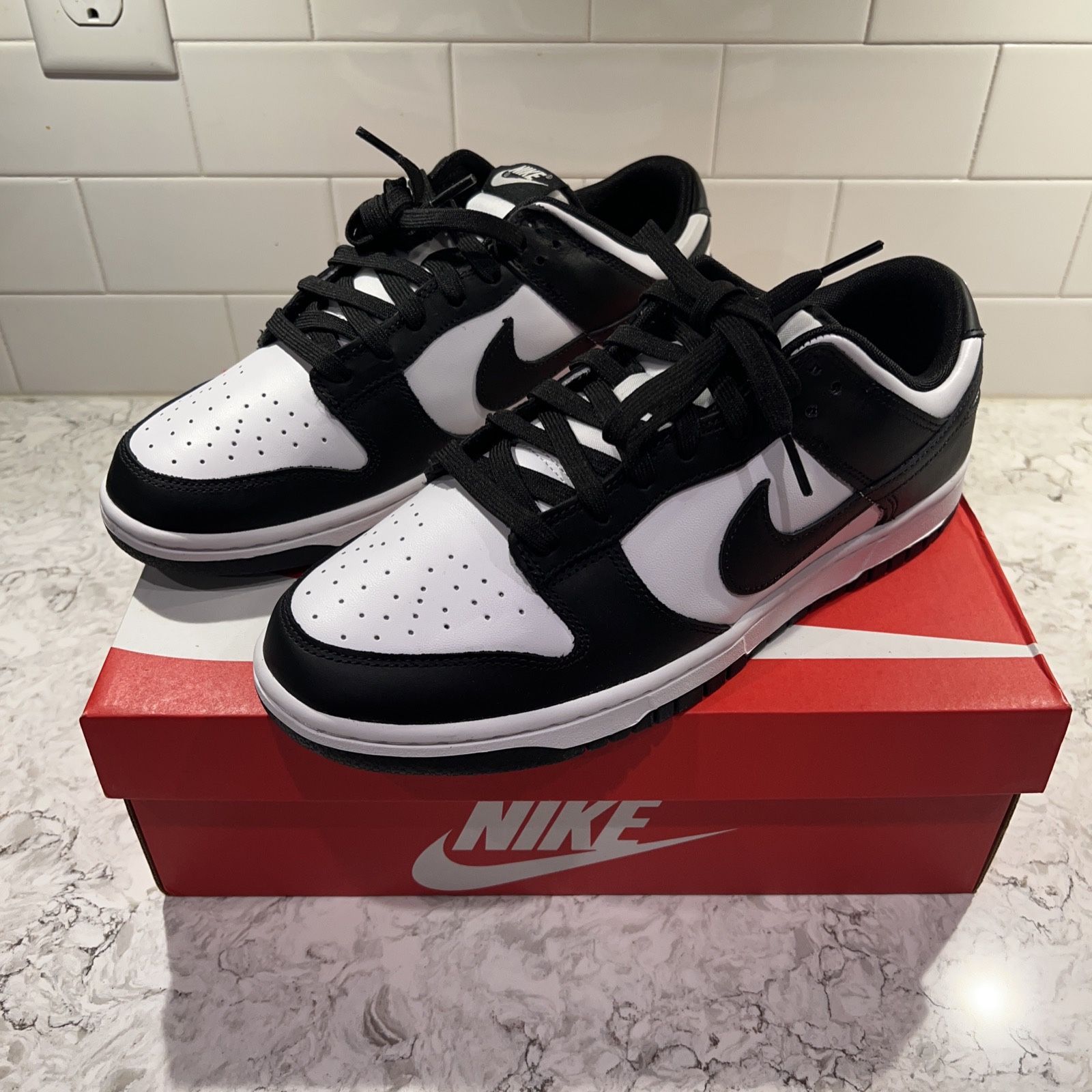 Nike Dunk Low Retro White/ Black Panda Size 11 Nike Dunk Low Retro Panda Sneakers Black/White Size 11 main image 3